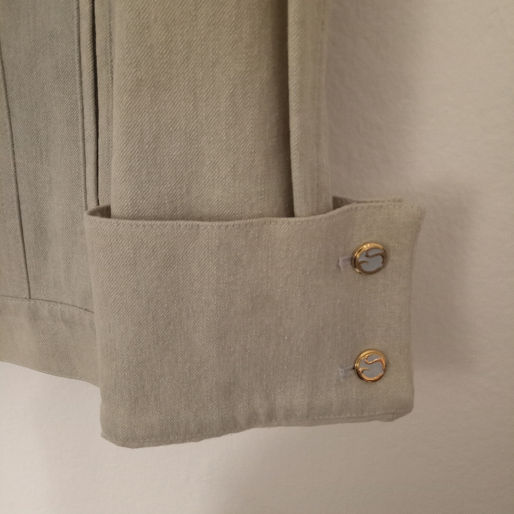St. John Jacket - Picture 5 of 6